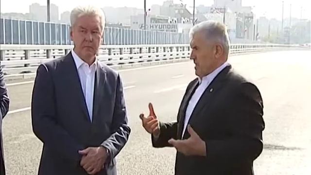 Открытие движения по транспортной развязке на пересечении Новорязанского шоссе с улицами Генерала.. смотреть онлайн