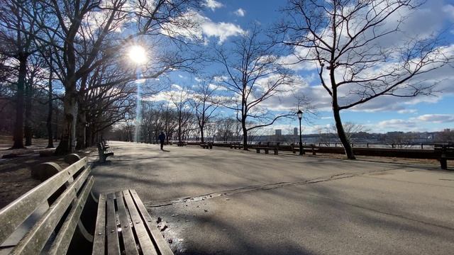 5 Minutes in Riverside Park, 110 Cathedral Parkway (Manhattan, New York City) [4K] смотреть онлайн