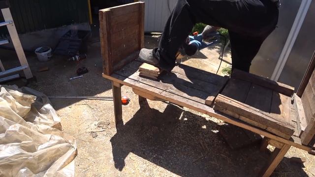 ПЕРЕЕЗД ПОД КРАСНОДАР?. ШТУКАТУРИМ КУРЯТНИК.? ДЕЛАЕМ ПРИЧЕСКУ ИНДЮКАМ.?Боня и котятки.? смотреть онлайн