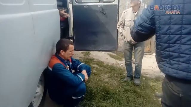 Населённый пункт под Анапой отрезали от электричества: жители уверенны, что это незаконно смотреть онлайн