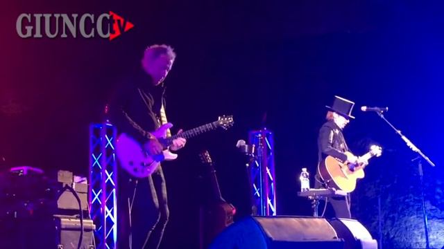 GAVORRANO - Suzanne Vega live al Teatro delle Rocce смотреть онлайн