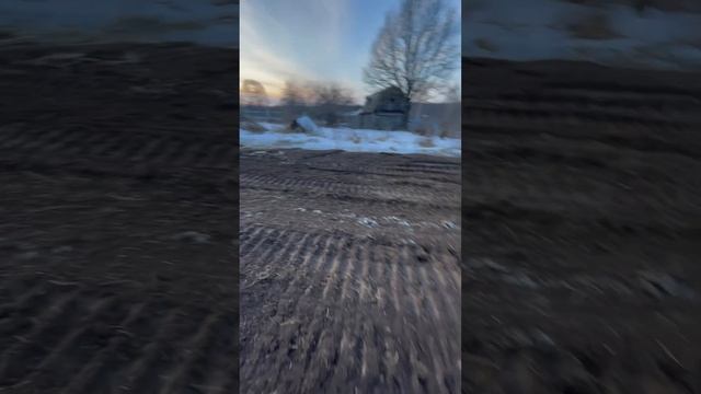 Не откладывайте в долгий ящик работы на участке. Еще успеем и в этом году. смотреть онлайн