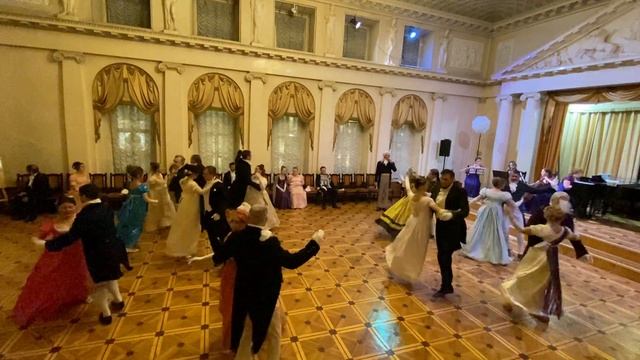 Кадриль "Краковянка". Ансамбль А.Нероновой, Бал 30.10.2022. Сообщество танцоров Assemblés Ассамбле смотреть онлайн