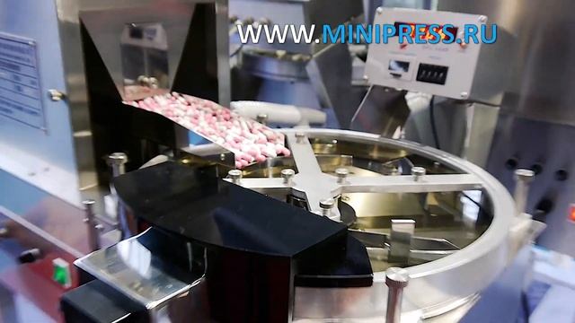 Пластикалық бөтелкелердегі капсулаларды орау машинасы, мәселе смотреть онлайн