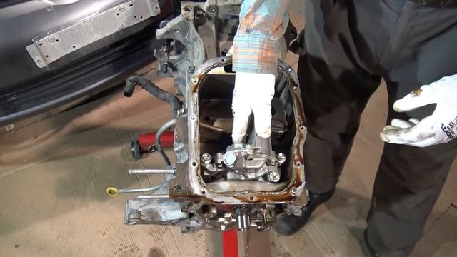 How to disassemble Toyota Corolla Dual VVT-i engine years 2007 to 2018 PART 16 Oil Pump removal смотреть онлайн