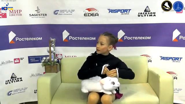 Софья Акатьева с зайкой смотреть онлайн