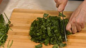 Зеленый борщ с щавелем и яйцом | Секреты вкусного зеленого борща