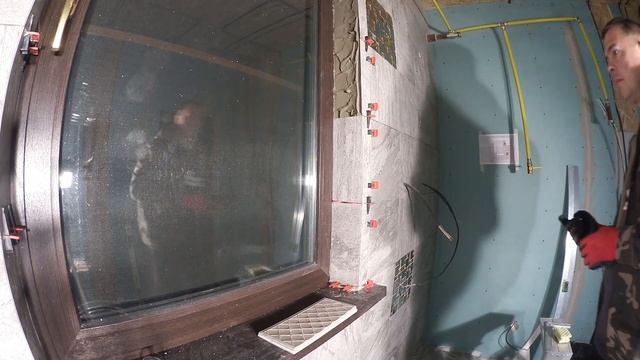 Укладка настенной плитки в котельной, в SIP доме. Часть 2 смотреть онлайн