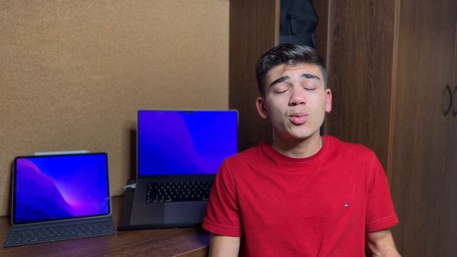 iPhone 14 Leaks and Rumours are Back! Is this the real iPhone 14 after all? смотреть онлайн