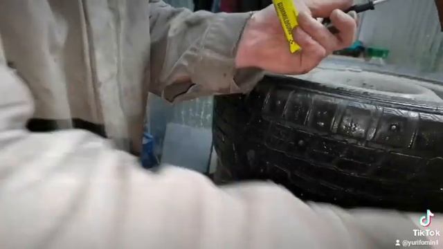 Очень быстрый ремонт колеса. смотреть онлайн