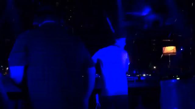 avicii live show snake / love me again смотреть онлайн