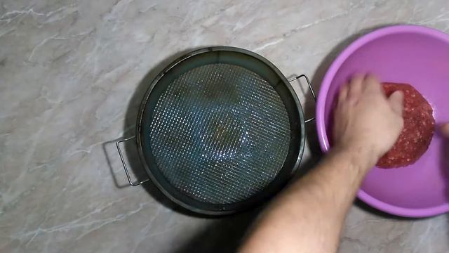 огромная котлета.КУЛИНАРНОЕ ПУТЕШЕСТВИЕ смотреть онлайн