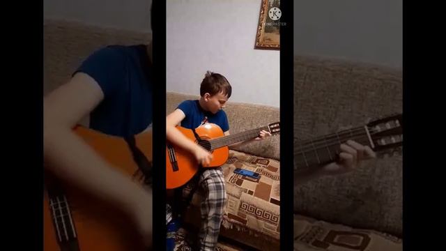 ЗВЕЗДА ПО ИМЕНИ СОЛНЦЕ ПОД ГИТАРУ смотреть онлайн