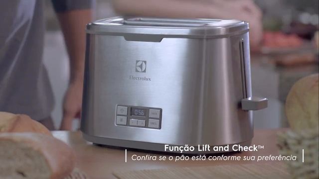 Torradeira Electrolux Expressionist Top 50 com Suporte Removíve смотреть онлайн