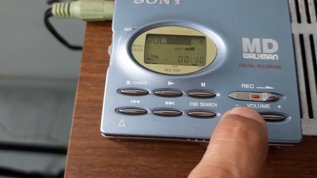 Sony MD Walkman MZ R91 Mini Disc Player How To Use Price And Connection IN HINDI смотреть онлайн