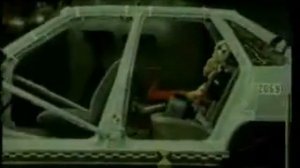 Краш-тест: ребёнок в автокресле и без автокресла