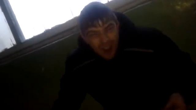 Парень в хлам под Ибицей  1.mp4