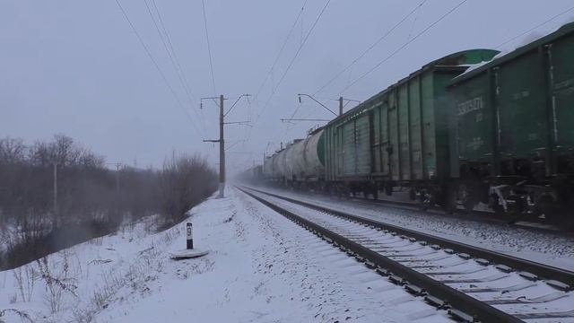 "По неправильному пути". ВЛ80С-972/926А с грузовым поездом. смотреть онлайн