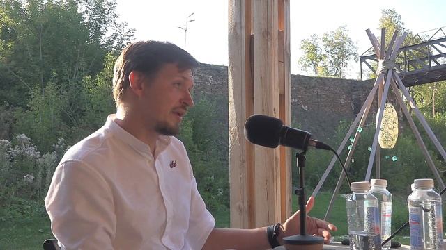 Ян Кожан: Лето на заводе, уральская идентичность, креативные кластеры, деньги и будущее.ВПМ #52. 18 смотреть онлайн