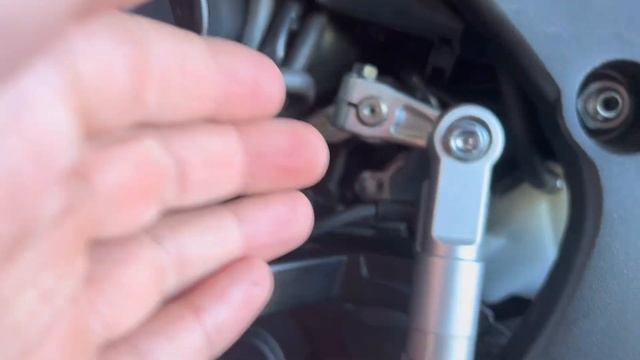 Installing the Honda Quick Shifter on the CBR1000RR смотреть онлайн