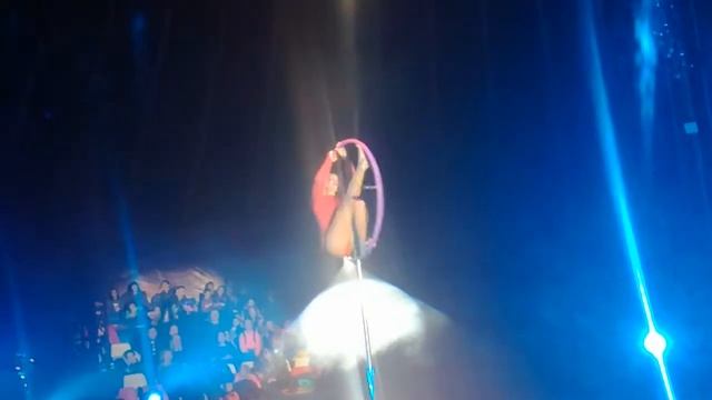 Красивая гимнастка смотреть онлайн