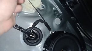 Установка колонок в задние двери Polo 2020