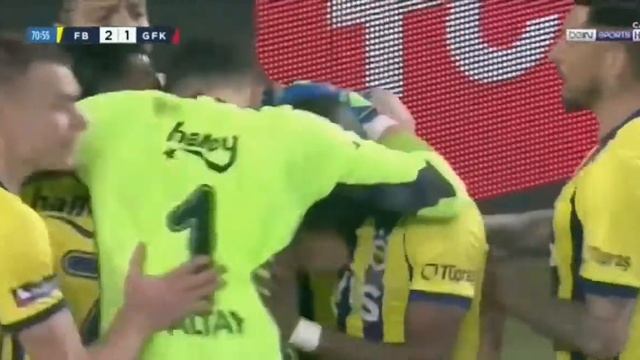 CANER ERKİN SİKTİR GİT KALENE смотреть онлайн