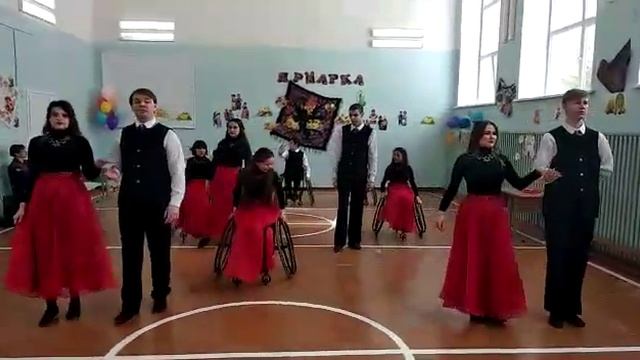 Танец на колясках смотреть онлайн