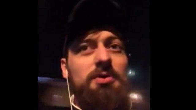 Полицейские ворвались в мечеть в Махачкале в пьяном виде смотреть онлайн