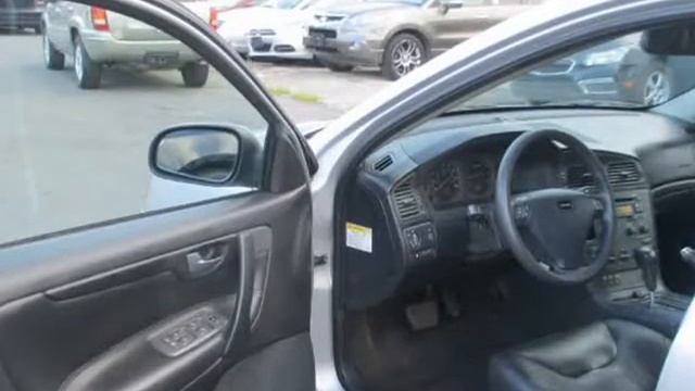 2002 Volvo S60 2.4 A 4dr Sdn Auto (Roanoke, Virginia)