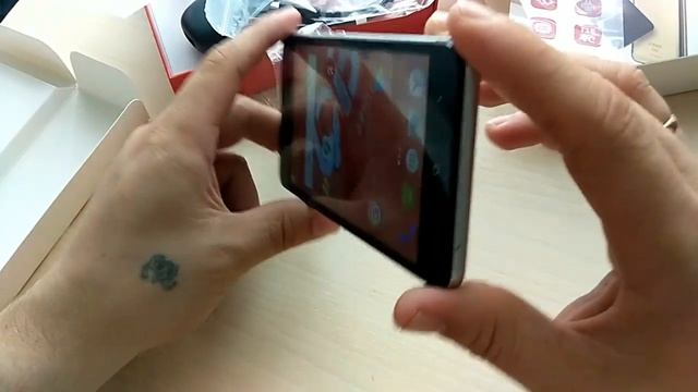 BQ-5044 Strike Lte обзор дешёвого смартфона с 4G смотреть онлайн
