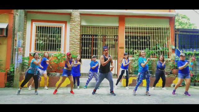 STUCK ON YOU ( Remix ) | Dance fitness | Kingz krew | Rhenz Family смотреть онлайн