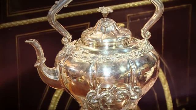 АНТИКВАРНАЯ КРАСОТА смотреть онлайн