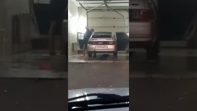 Как надо мыть машину смотреть онлайн