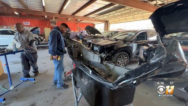 Rising auto insurance costs lead some to take potentially pricey risks смотреть онлайн