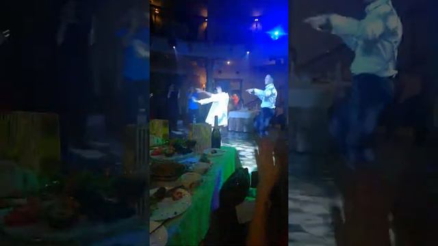День рождения магазина Гранд ресторан звезда кочевника смотреть онлайн