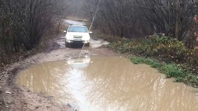 Штурм глубокой лужи в Мезмае смотреть онлайн
