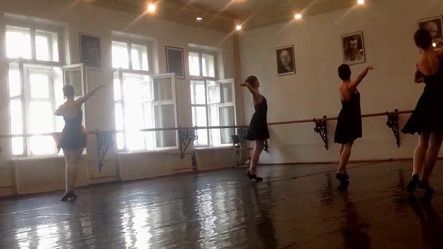 Фрагмент класс-концерта(русский танец) смотреть онлайн