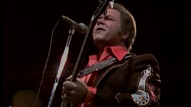 Roy Clark - Rocky Top (Live) смотреть онлайн