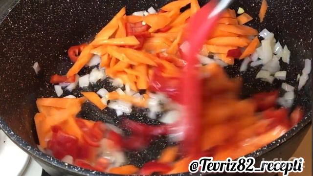 Соус с тефтелями. Густой суп с тефтелями. Простой и легкий рецепт на каждый день! смотреть онлайн