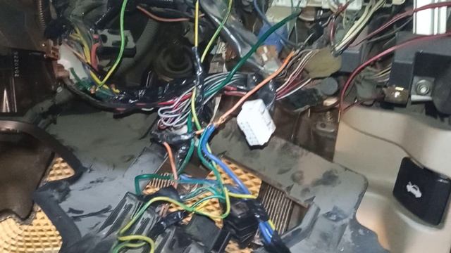 Nissan. Глючит сигнализация.