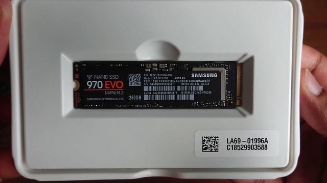 Samsung EVO 970 NVMe Unboxing & Install Tips смотреть онлайн