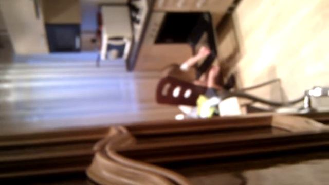 Девушка фантастически поёт вживую