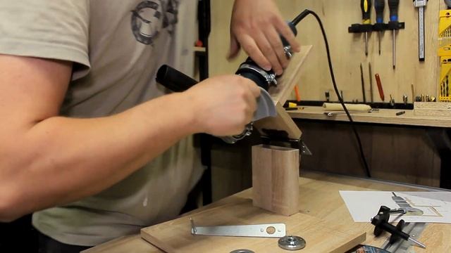 Простая и точная стойка для УШМ со 125 диском. Как сделать стойку для 125 болгарки своими руками? смотреть онлайн