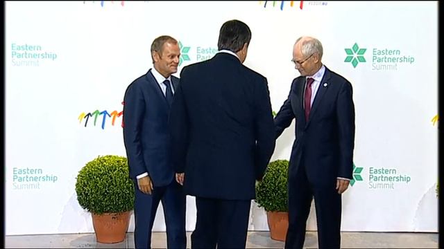 Янукович: "Good evening" смотреть онлайн