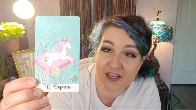 The Moonchild Tarot Flip Through And Chill смотреть онлайн