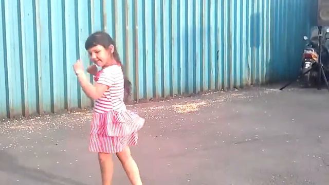 Юля плясунья смотреть онлайн