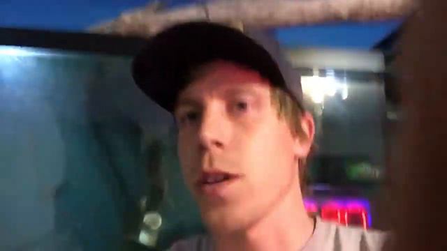 Aquarium Odor Stinks Like Rotten Eggs?! смотреть онлайн