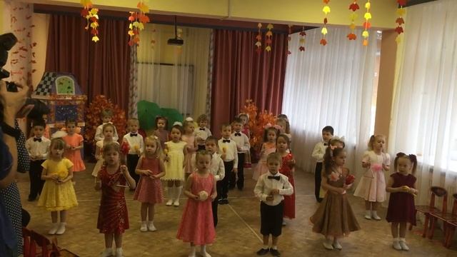 Песня- оркестр средняя группа праздник осени смотреть онлайн
