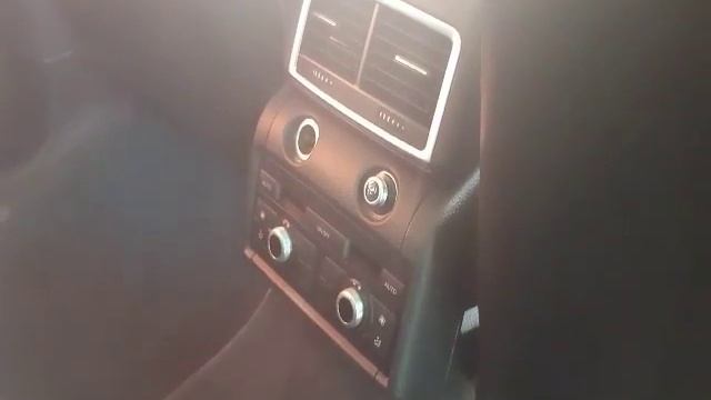 012 Audi Q7 TDI Auto quattro MY12 смотреть онлайн